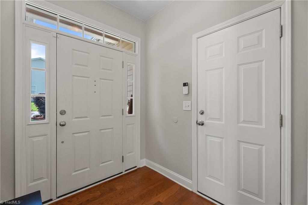 Winston-Salem, North Carolina 27106, United States, 3 Bedrooms Bedrooms, ,2 BathroomsBathrooms,Residential,Pending,126714