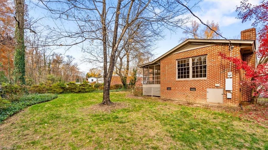 Greensboro, North Carolina 27408, United States, 3 Bedrooms Bedrooms, ,2 BathroomsBathrooms,Residential,Active,248098