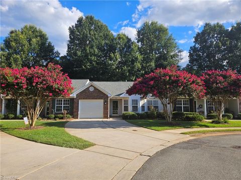 Townhouse For Sale - 3108 Old Craig Court<br/> Mebane, NC 27302