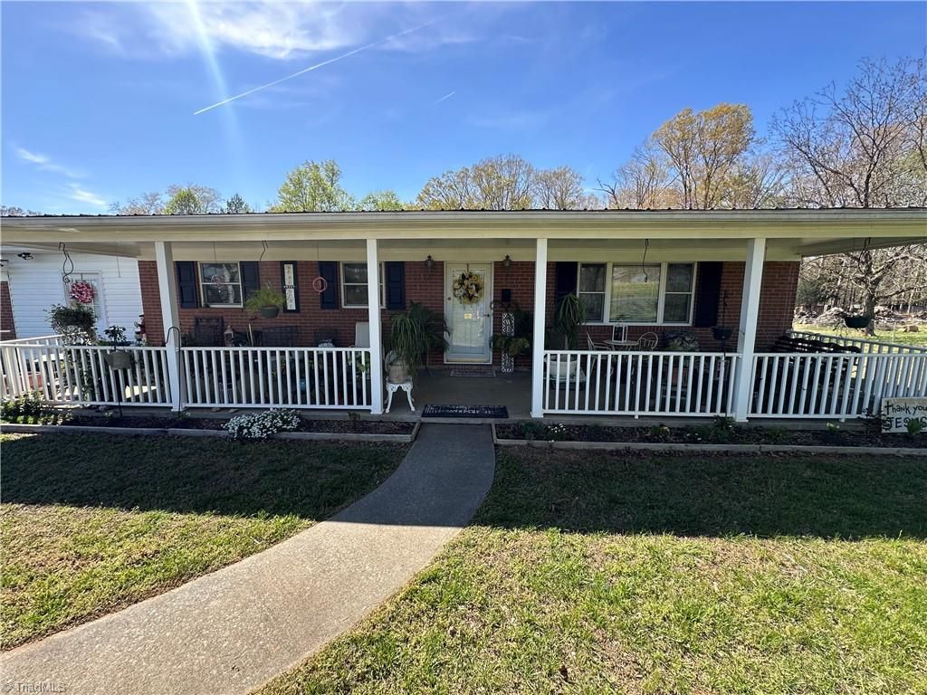 Photo of 281 Spencer Meadow Road, Asheboro, NC 27205 (MLS # 1214096)