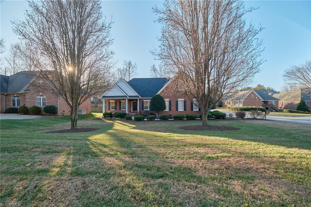 4411 Hunter Oaks Court