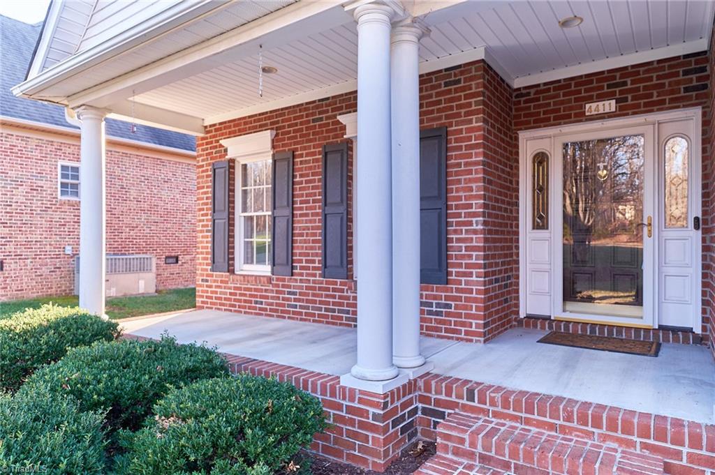 4411 Hunter Oaks Court