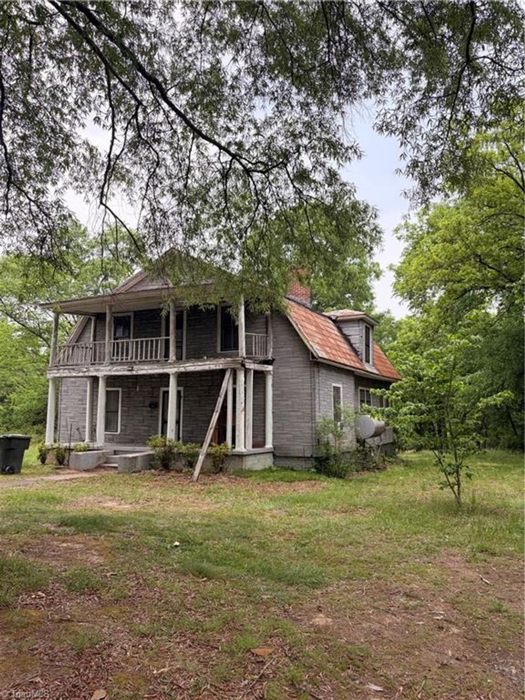 Photo of 1611 Meadow Road, Eden, NC 27288 (MLS # 1218830)
