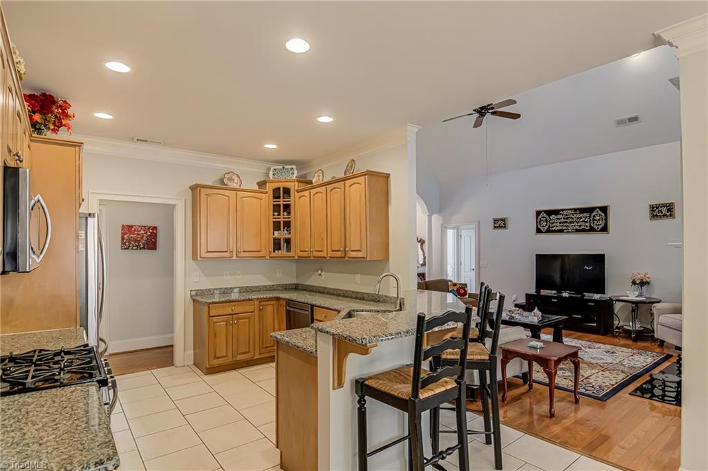 Winston-Salem, North Carolina 27104, United States, 3 Bedrooms Bedrooms, ,3 BathroomsBathrooms,Residential,Active,243730