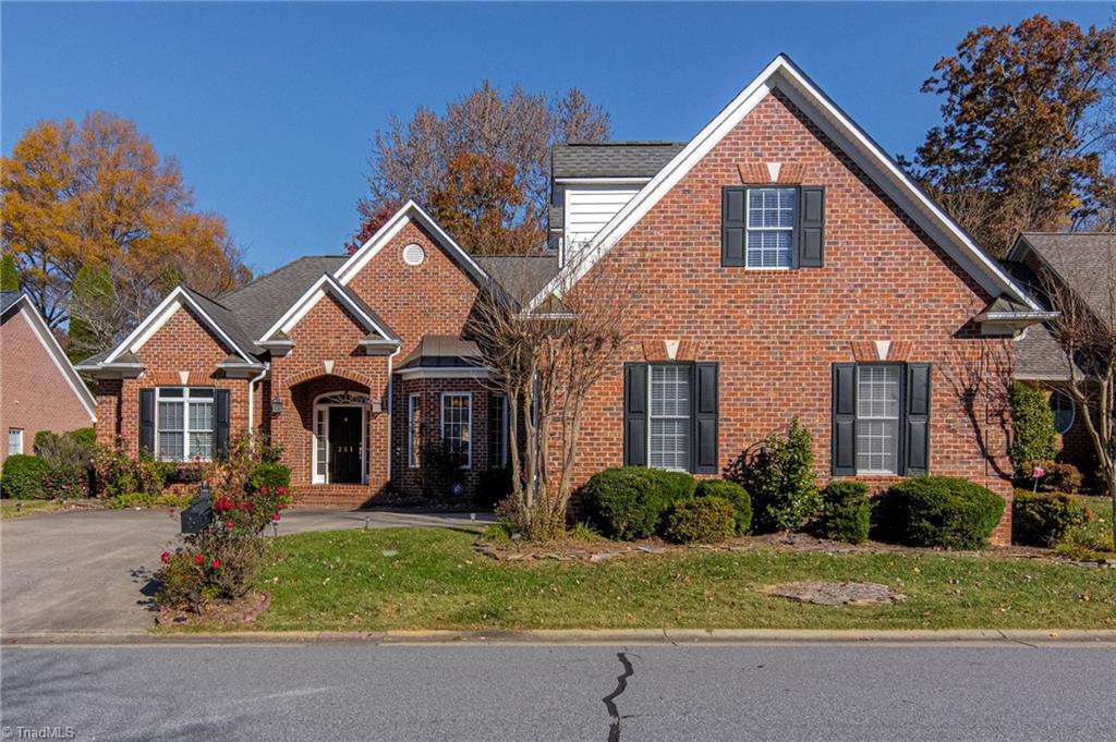 Winston-Salem, North Carolina 27104, United States, 3 Bedrooms Bedrooms, ,3 BathroomsBathrooms,Residential,Active,243730