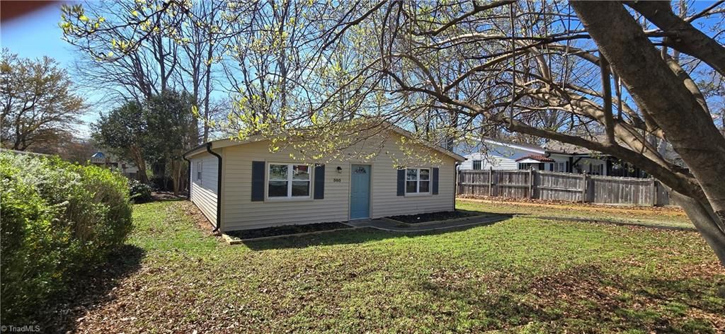 Photo of 305 Spicewood Drive, Greensboro, NC 27405 (MLS # 1210513)