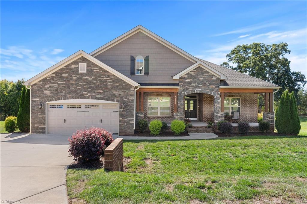 8107 Ridgeback Court