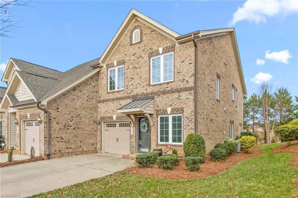 Photo of 717 Piedmont Crossing Drive, High Point, NC 27265 (MLS # 1203806)