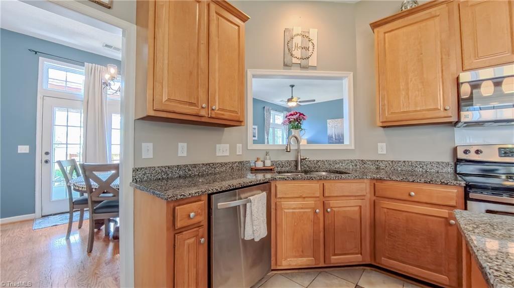 3693 Shadow Ridge Drive, High Point, North Carolina image 14