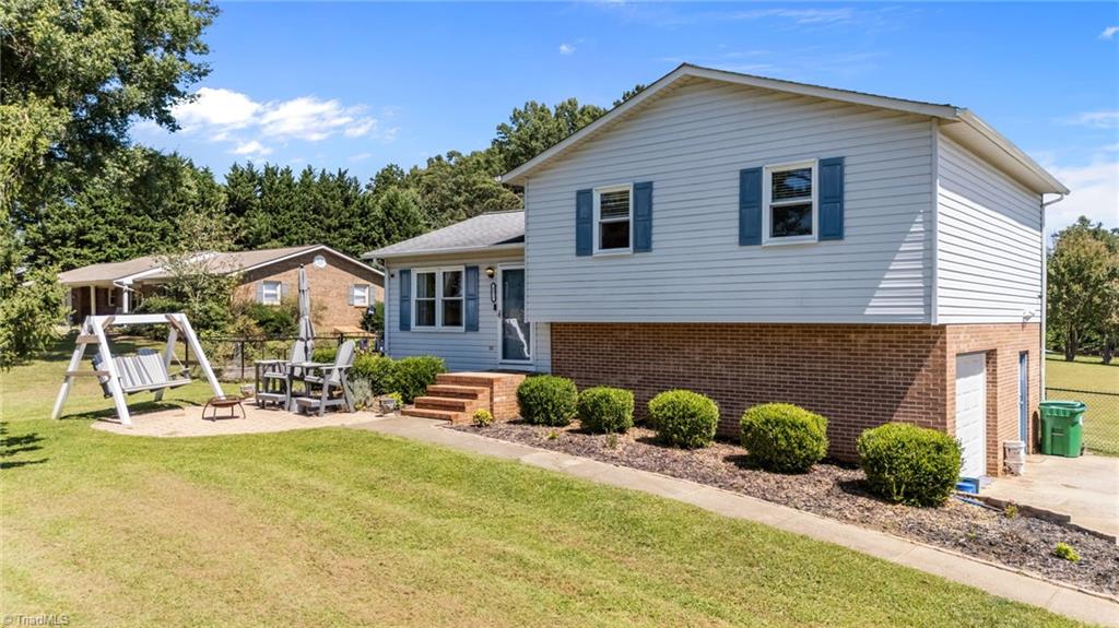 212 Caroline Court