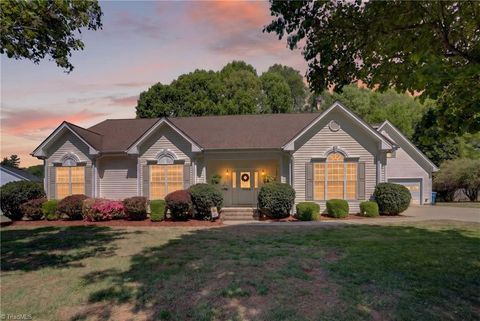 3382 Rebecca Drive Summerfield NC 27358