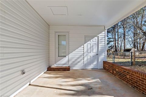 A home in Yadkinville