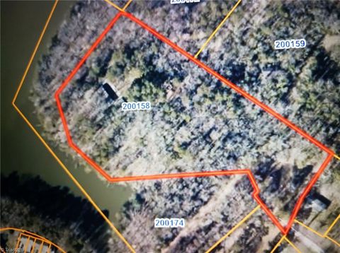 Vacant Land For Sale - 2218 Hilton Court<br/> High Point, NC 27262