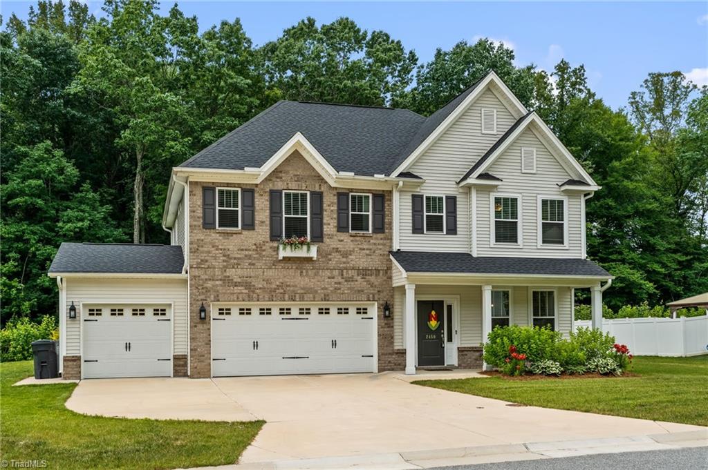 Photo of 2450 Redwood Hill Run, Kernersville, NC 27284 (MLS # 1224758)