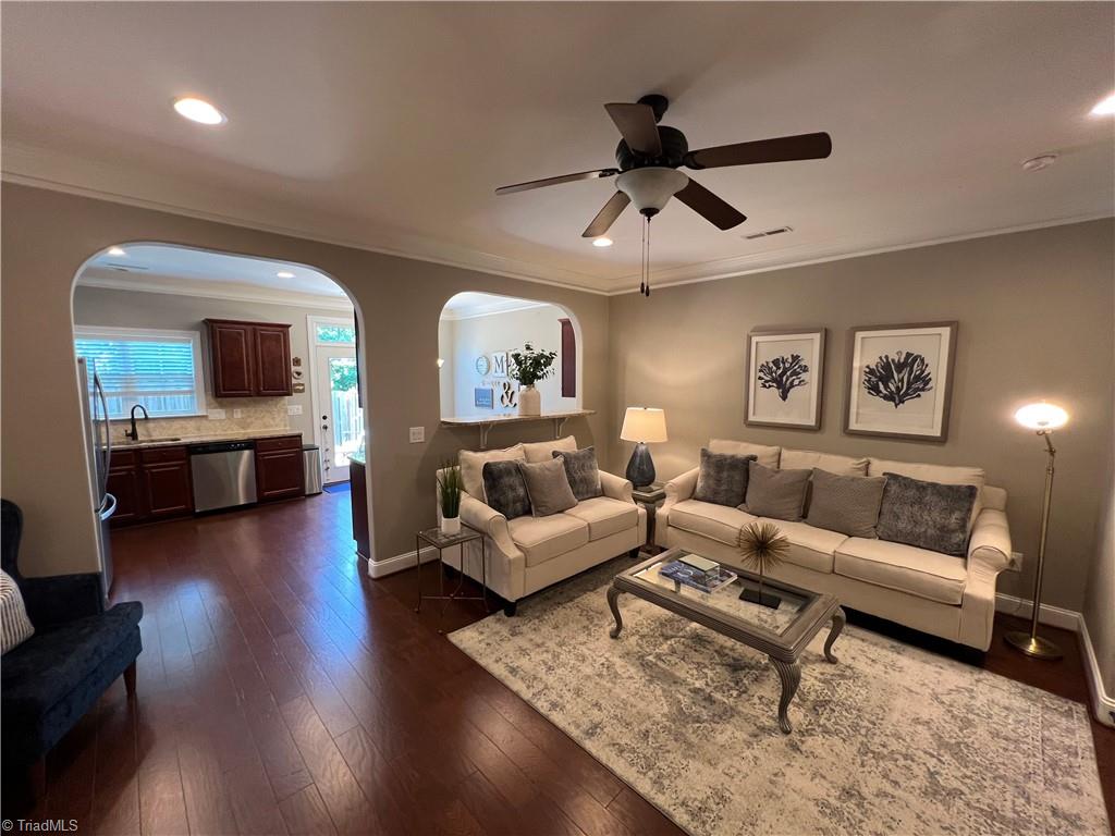 Photo 4 of 27 of 1167 Augustine Heights Drive townhome