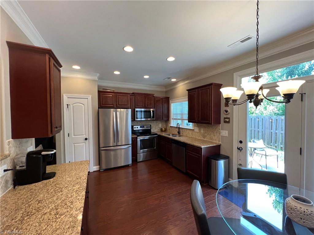 Photo 7 of 27 of 1167 Augustine Heights Drive townhome