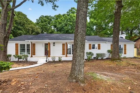 Homes For Sale - 4403 Millis Road<br/> Greensboro, NC 27406