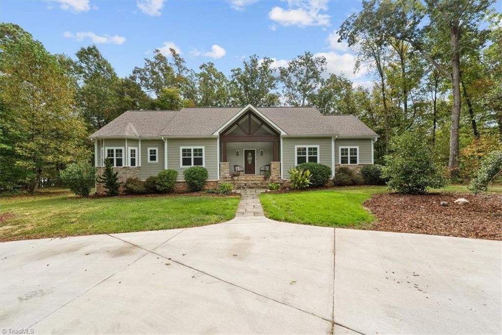 Photo of 7355 Pisgah Covered Bridge Road, Asheboro, NC 27205 (MLS # 1197570)