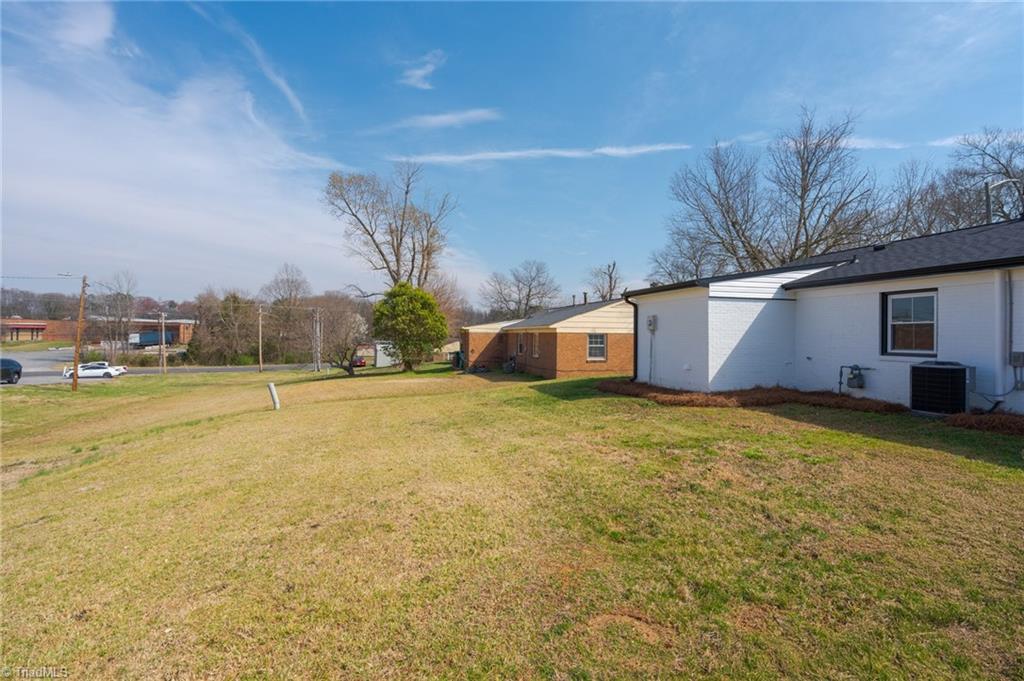 423 Habersham Road, High Point, North Carolina image 17