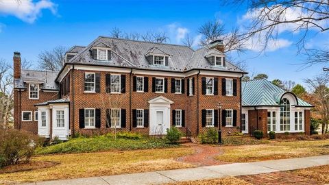 815 Woodland Drive Greensboro NC 27408
