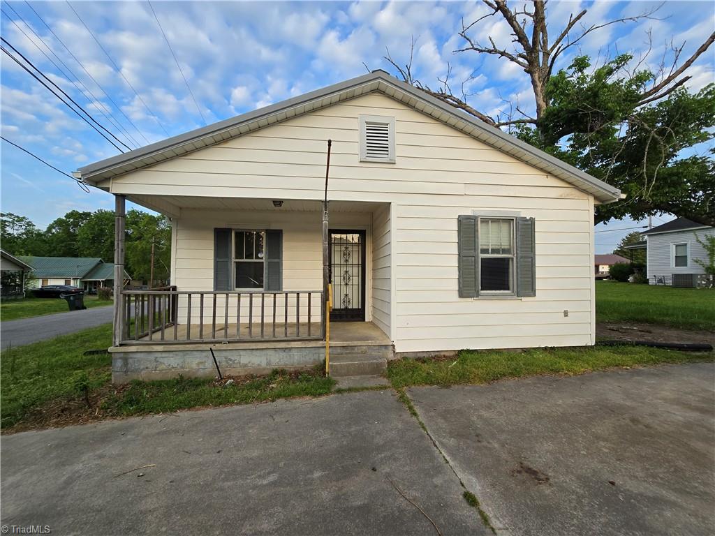 607 Sullivan Street, Thomasville, North Carolina image 1