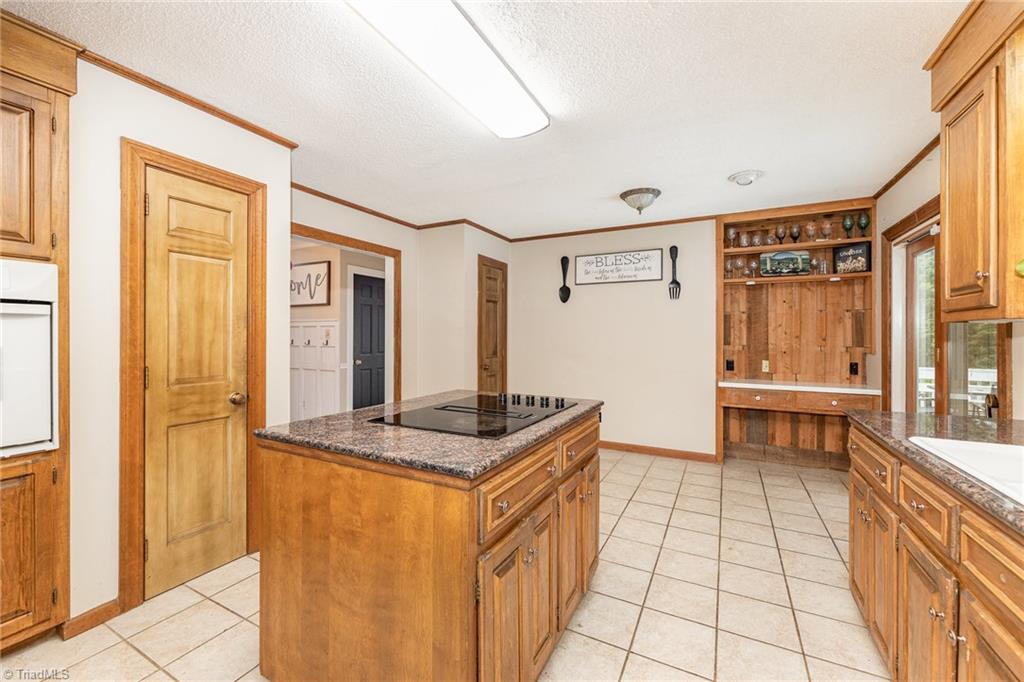 210 Apollo Drive, Mount Airy, North Carolina image 6