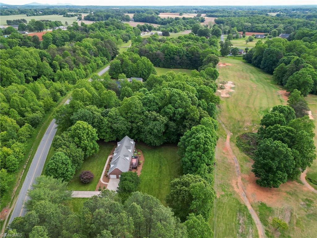 1117 Fairway Drive, Yadkinville, North Carolina image 34