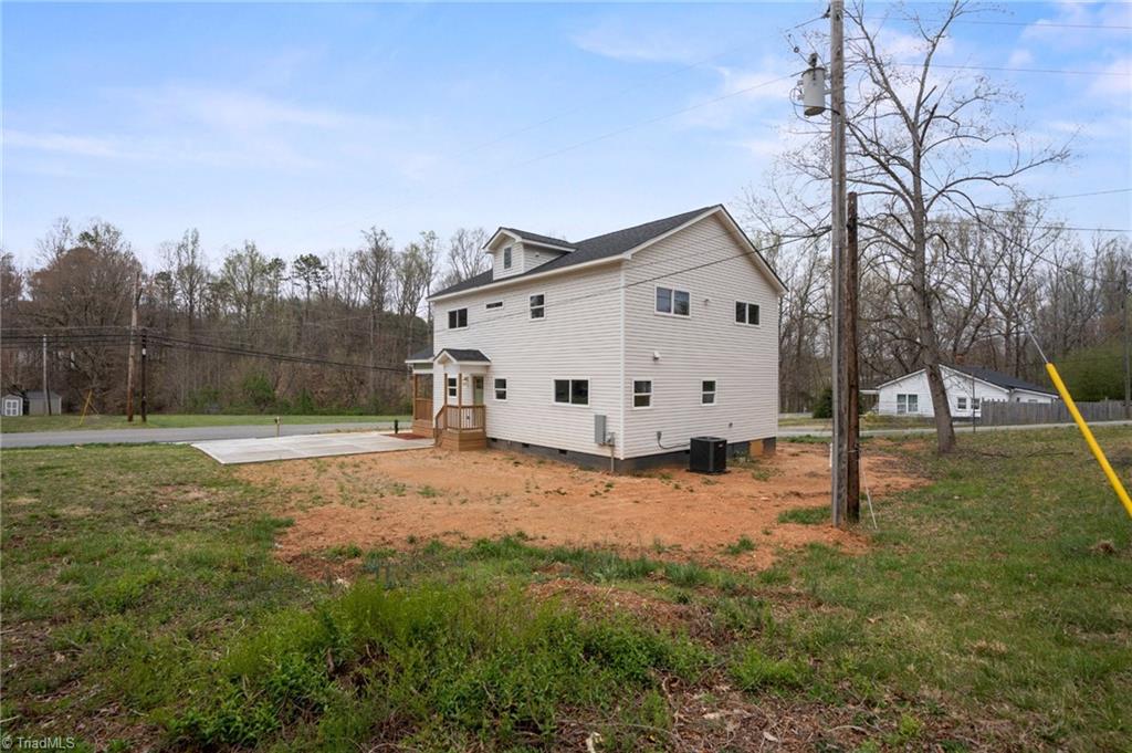 902 N Mountain Street, Cherryville, North Carolina image 36