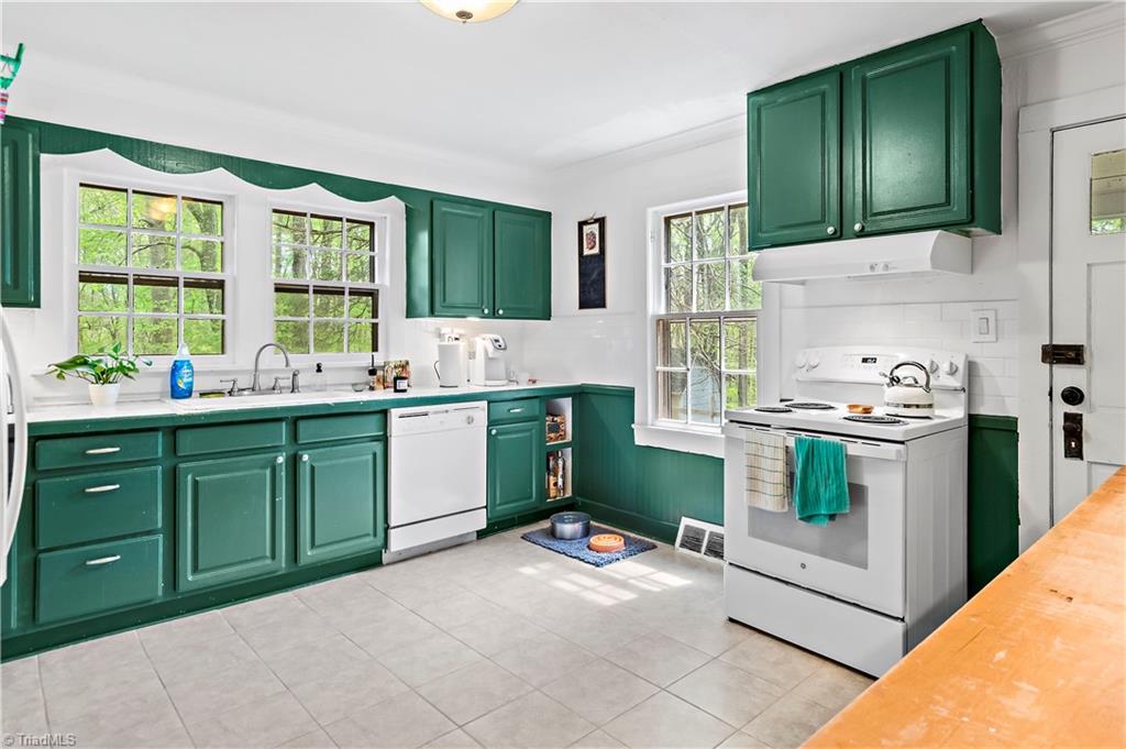 9000 Shallowford Road, Lewisville, North Carolina image 14