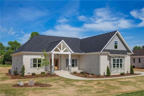 Photo for 8305 Hunters Drive