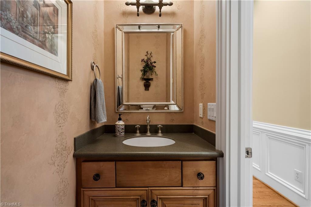 344 Lake Point Lane, Belews Creek, North Carolina image 18