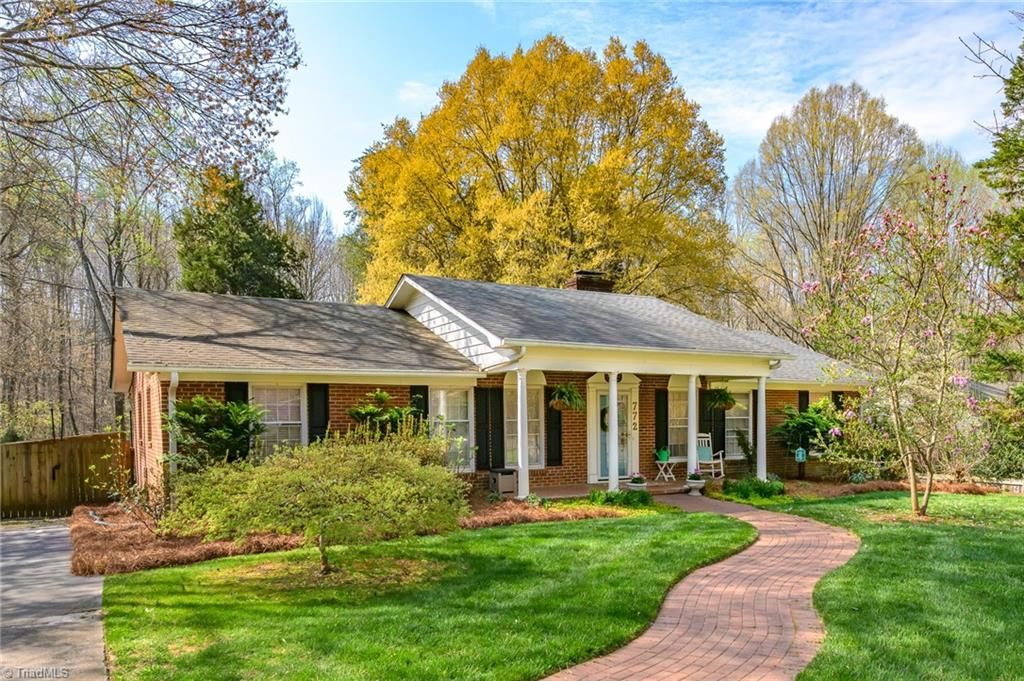 Photo of 772 Lynn Dee Drive, Winston-Salem, NC 27106 (MLS # 1214107)