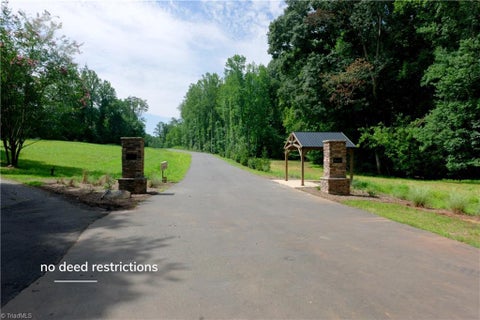 Vacant Land For Sale - Labrador Lane<br/> Winston-Salem, NC 27106