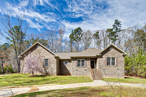 Photo for 1039 Oakridge Lane