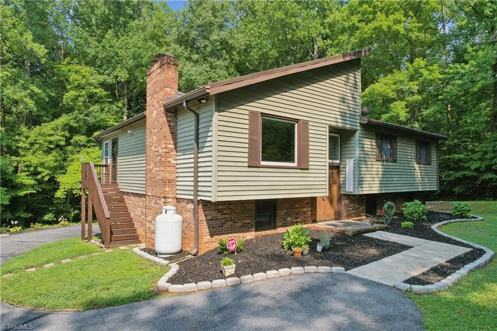 1640 Beechwood Road, Yadkinville, NC, 27055