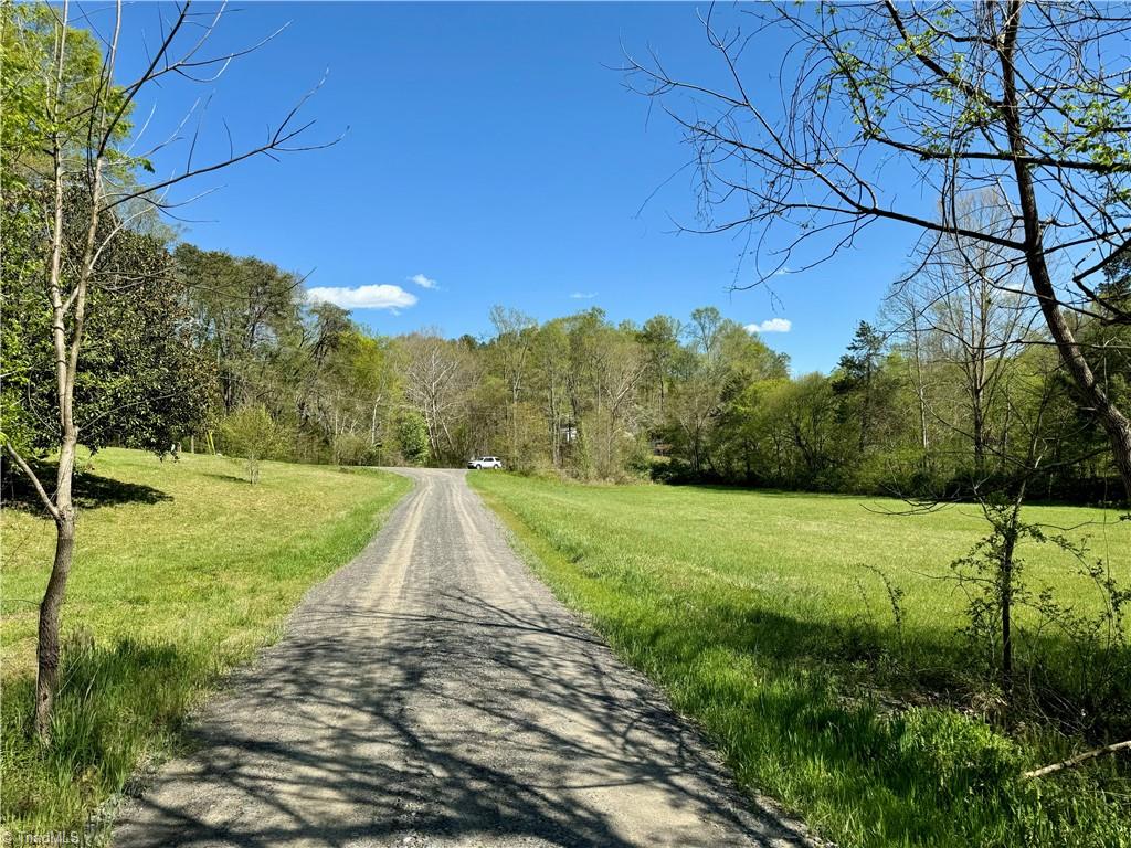 3 Thomas Farm Road, King, North Carolina image 6