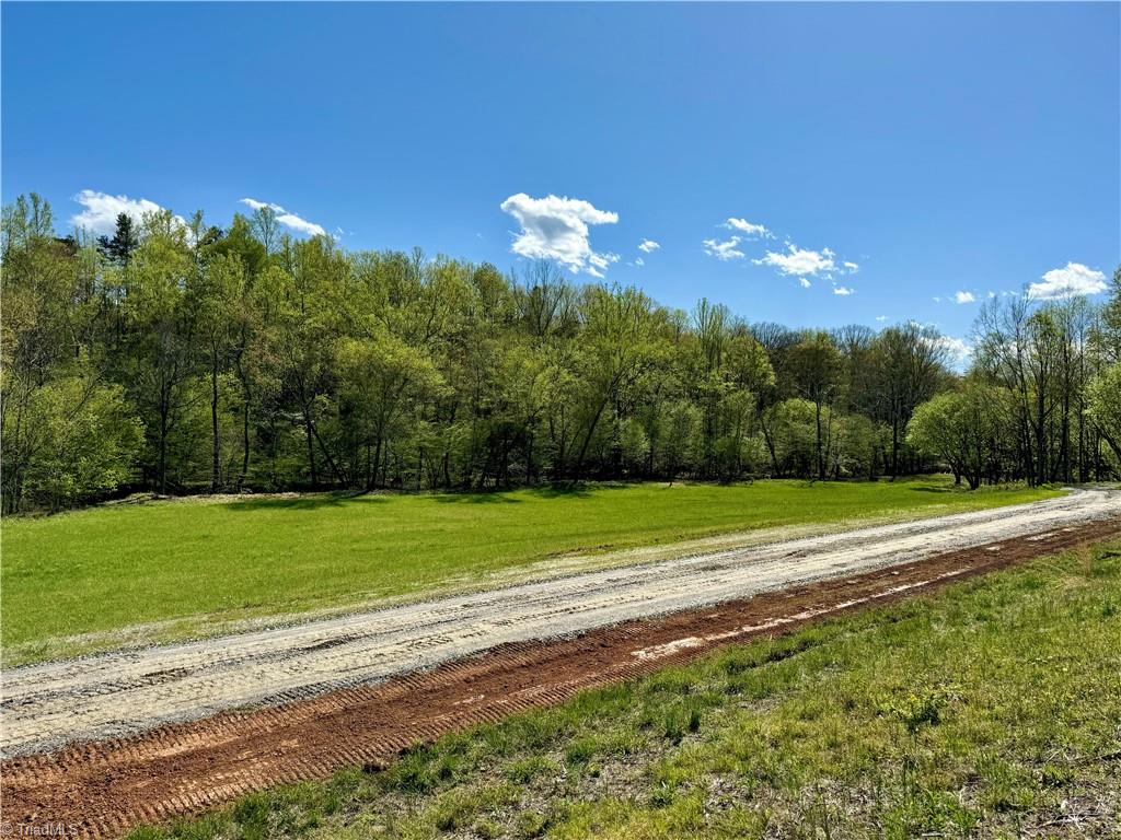 3 Thomas Farm Road, King, North Carolina image 4
