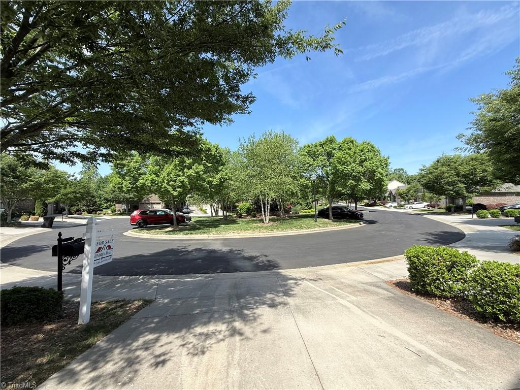2703 Kingsbury Court, Burlington, North Carolina image 2