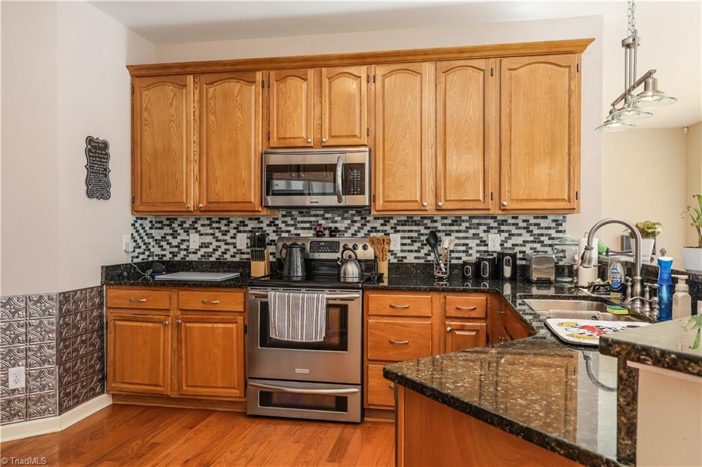 4576 Emerald Drive, Liberty, North Carolina image 8