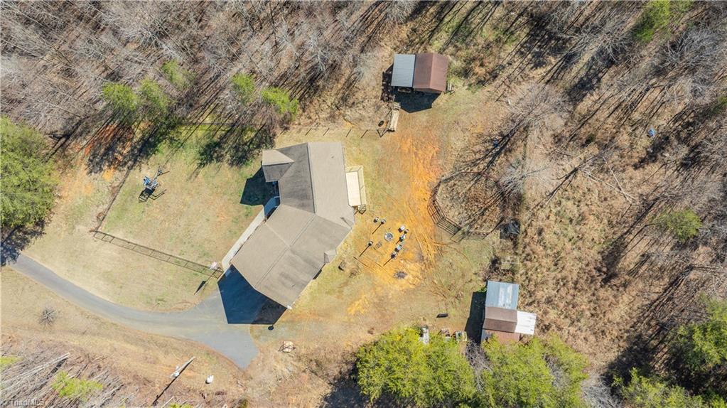 4576 Emerald Drive, Liberty, North Carolina image 23