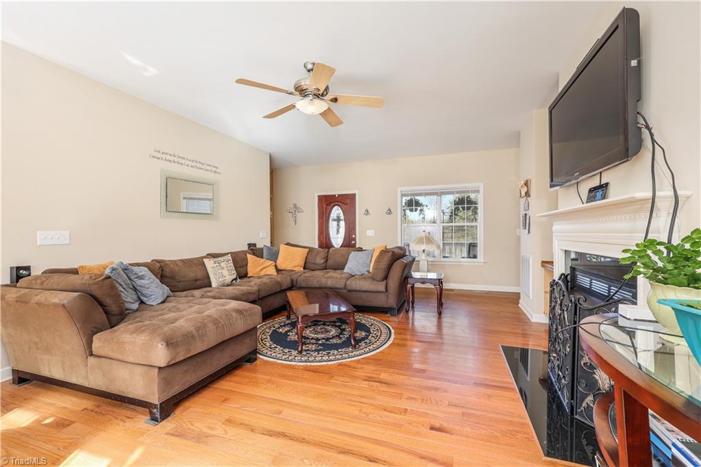 4576 Emerald Drive, Liberty, North Carolina image 6