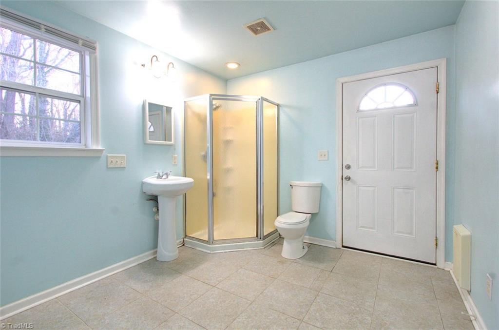 414 E Peachtree Drive, High Point, North Carolina image 13
