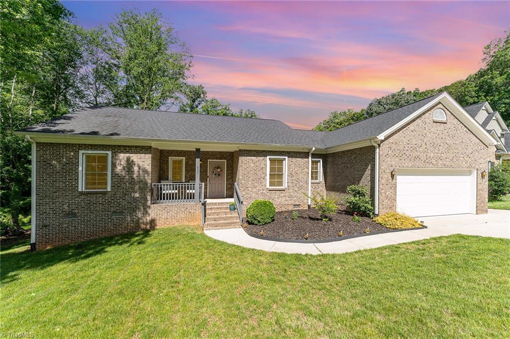 817 Jefferson Road, Greensboro, North Carolina image 1