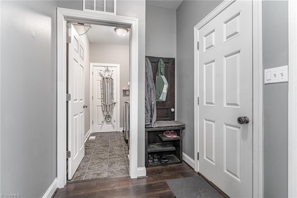 817 Jefferson Road, Greensboro, North Carolina image 27