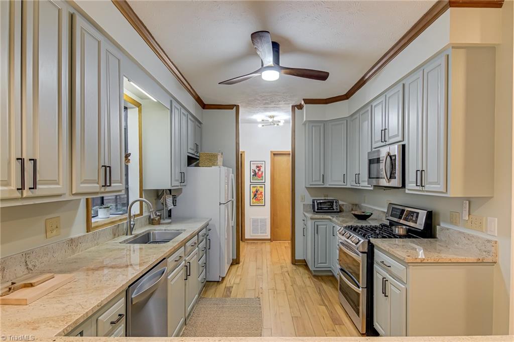 7028 Discovery Lane, Walkertown, North Carolina image 16