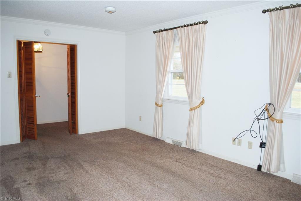 3359 Huffines Drive, Burlington, North Carolina image 3
