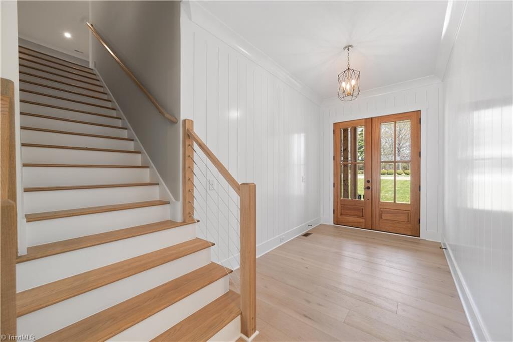 3973 Valley View Circle