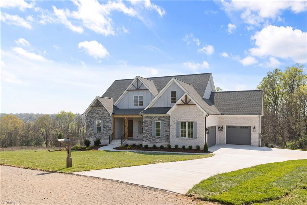 3973 Valley View Circle