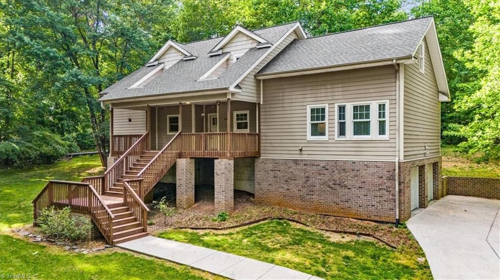 Photo of 2105 Morning Star Lane, Winston-Salem, NC 27107 (MLS # 1219089)