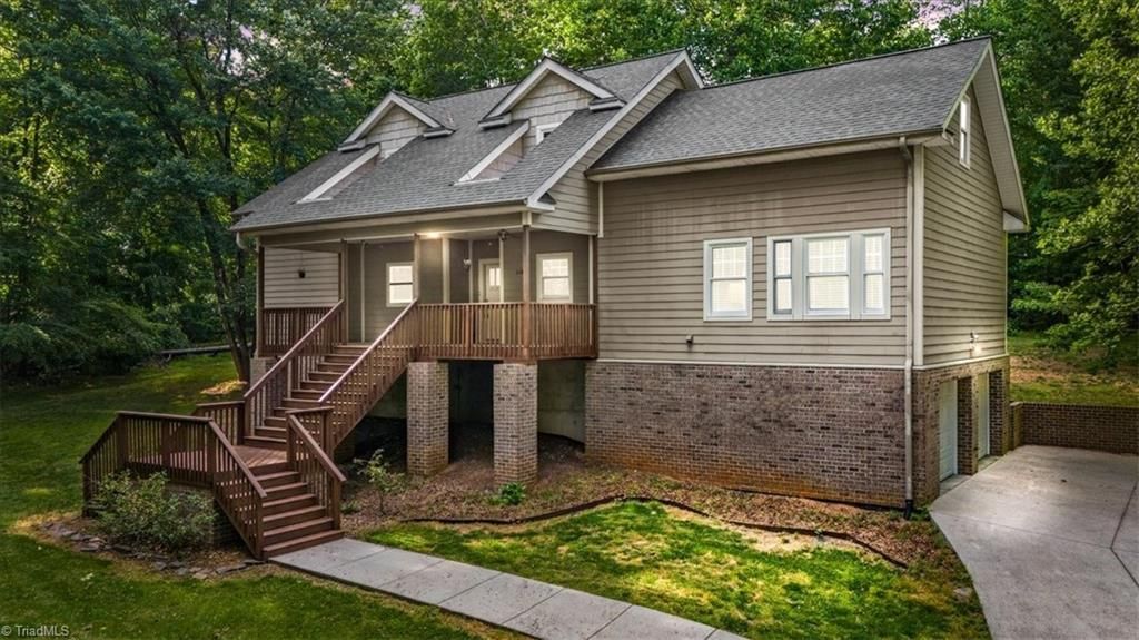 Photo of 2105 Morning Star Lane, Winston-Salem, NC 27107 (MLS # 1219089)